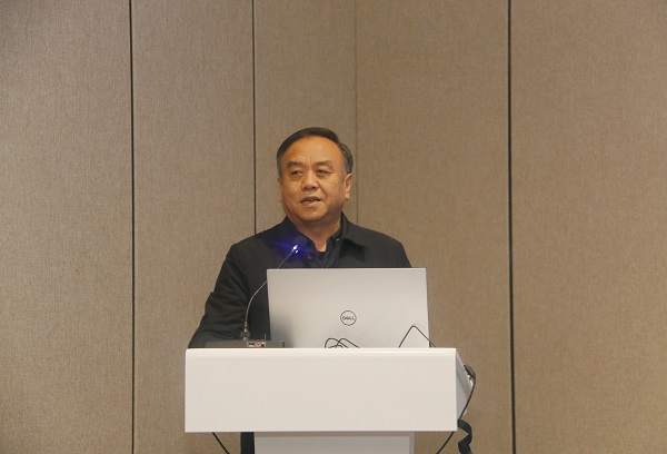 新乡市土木工程学会副理事长、星空体育(StarSky Sports)官方网站副总经理任全涛致辞.jpg