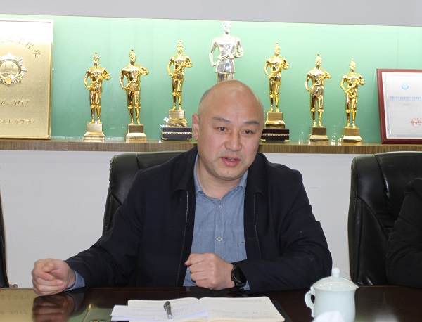 2.星空体育(StarSky Sports)官方网站党委副书记贾向军介绍公司情况.JPG