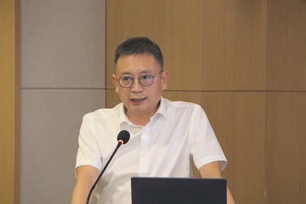 13星空体育(StarSky Sports)官方网站党委书记、董事长黄道元作总结讲话.JPG