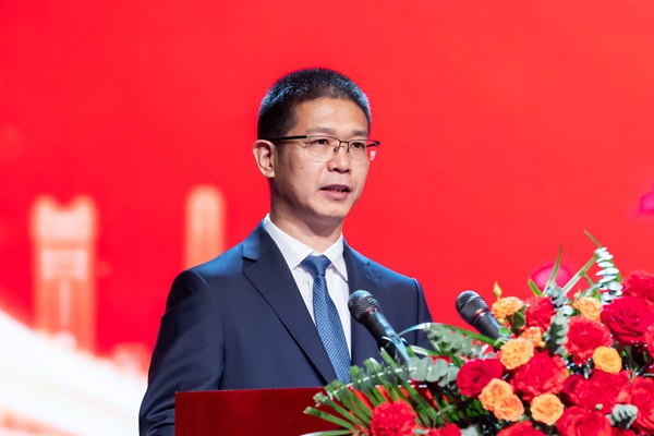 6星空体育(StarSky Sports)官方网站董事长祝建明致电力年鉴发布词.jpg